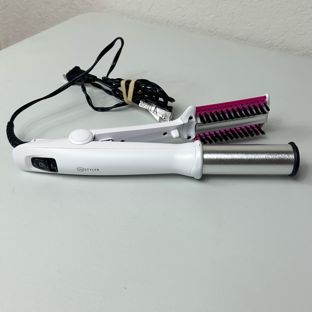 White and Silver Hair Straightener